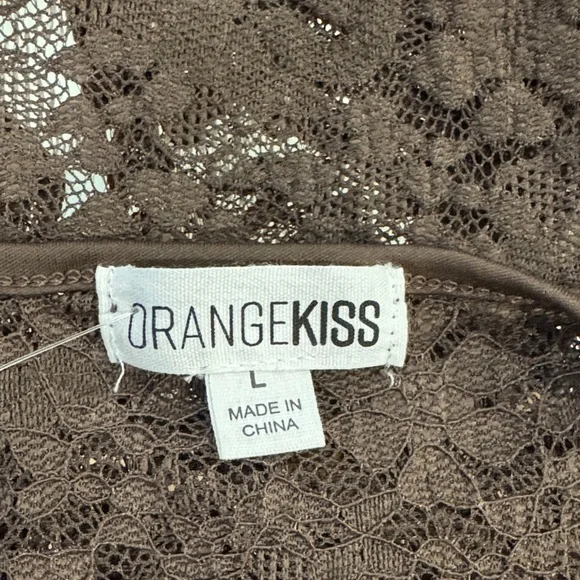 Elegant Lace V-Neck Blouse in Deep Brown - Picture 2 of 8